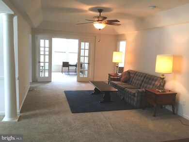 8609 Wintergreen Ct unit 406, Odenton, MD 21113 - photo 3