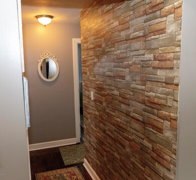 11286 Oakland Dr, Schoolcraft, MI 49087 - photo 4