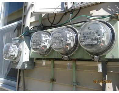 33 Oxford Ave, Dudley, MA 01571 - photo 3