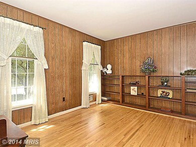 11909 Viewcrest Terrace, Silver Spring, MD 20902 - photo 3