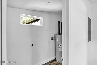 3645 Macgregor Dr, Jacksonville, FL 32210 - photo 5