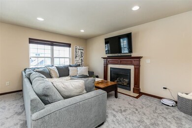 514 Moose Dr NW, Cedar Rapids, IA 52405 - photo 6