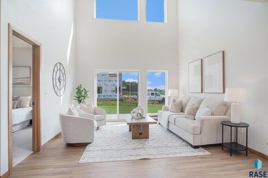 5701 E Avett Place, Sioux Falls, SD 57108 - photo 2