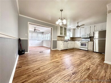 1413 Skycrest Dr, Fayetteville, NC 28304 - photo 5