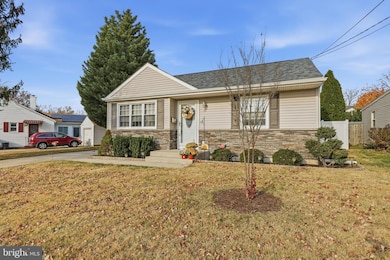 19 Farnsworth Ave, Maple Shade, NJ 08052 - photo 5