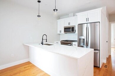 176 W Seventh St unit 1, Boston, MA 02127 - photo 2