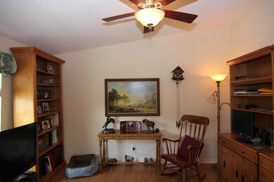 6. Office.jpg