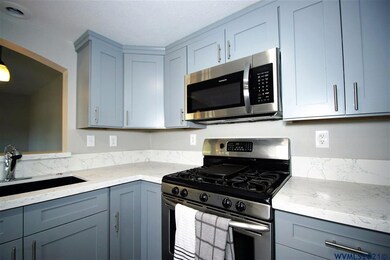 978 Cloverleaf Ln NE, Keizer, OR 97303 - photo 6