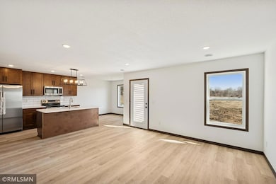 18012 Walnut Cir, Big Lake, MN 55309 - photo 5