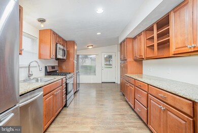 264 Westwood Dr, York, PA 17404 - photo 4