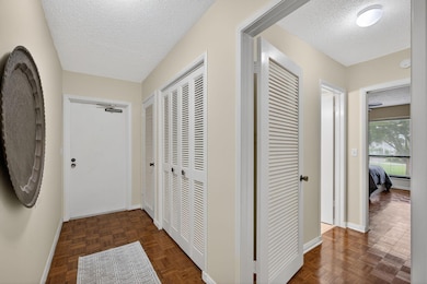 20 SE Turtle Creek Dr unit F, Tequesta, FL 33469 - photo 4