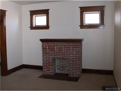 Living Room lower unit with artificial fireplace a