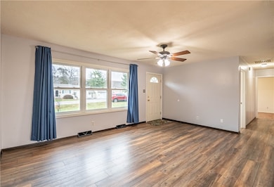 207 Wayside Ave, Decatur, IL 62521 - photo 6