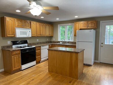 63 Oakridge Ave unit 1, North Attleboro, MA 02760 - photo 5