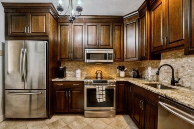 1029 Pleasant St unit 6, Worcester, MA 01602 - photo 5