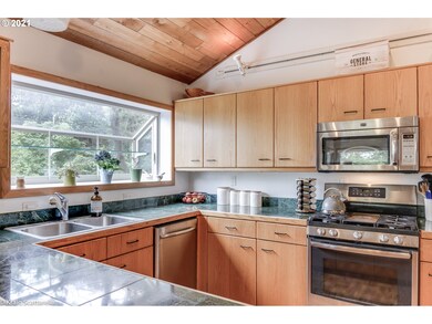 979 Devon Ln, Lake Oswego, OR 97034 - photo 6