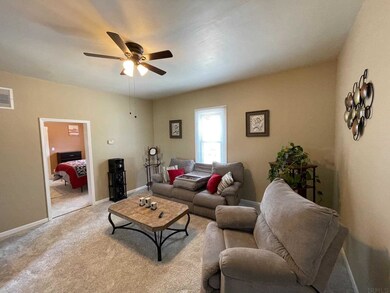 38 E Dean St, Poseyville, IN 47633 - photo 4