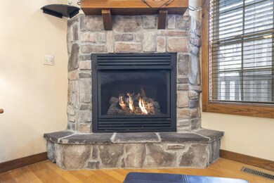 32 Oxbow Court Branson West