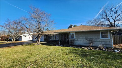 204 Old Orchard Dr, Easton, PA 18045 - photo 3