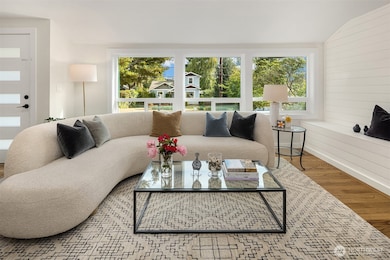 2823 36th Ave W, Seattle, WA 98199 - photo 4