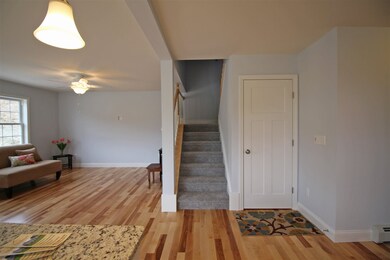 315 Sadlar Meadow Rd unit A, Richmond, VT 05477 - photo 5