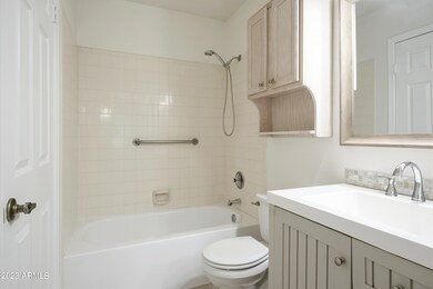 Jack & Jill Bath