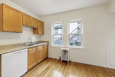 131 Birch St unit 1, Roslindale, MA 02131 - photo 4