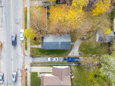 662 E 125th St, Cleveland, OH 44108 - photo 4