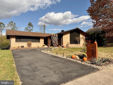 1603 Dogwood Dr, Reading, PA 19609 - photo 3