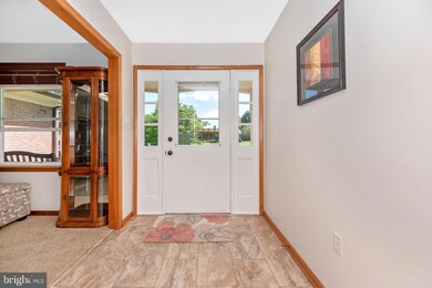 19222 Woodhaven Dr, Hagerstown, MD 21742 - photo 3