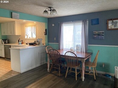 289 Ingle St, Mount Vernon, OR 97865 - photo 4