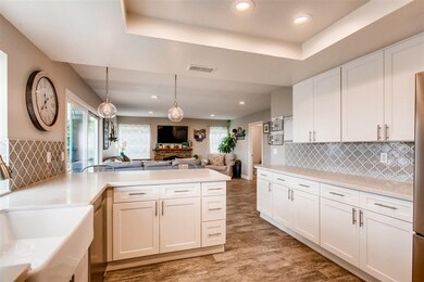 2702 La Duela Ln, Carlsbad, CA 92009 - photo 6