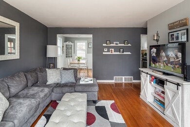 5 Robin Cir, Medway, MA 02053 - photo 6