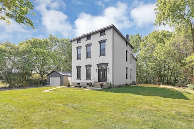 1571 Dyer Rd, Grove City, OH 43123 - photo 3