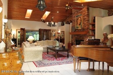 Living Room looking North