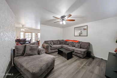 4225 W Griswold Rd, Phoenix, AZ 85051 - photo 4