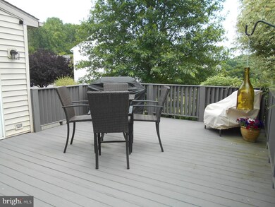 7 Ravine Dr, Reading, PA 19607 - photo 5