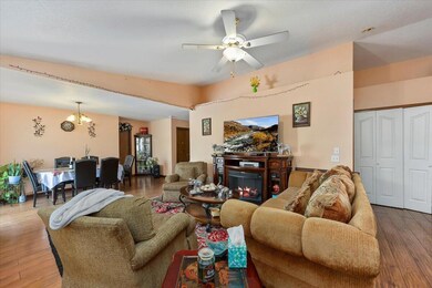 05-Living Room