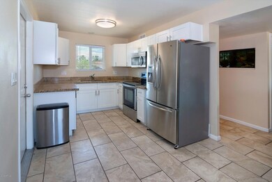 549 E Franklin Ave, Mesa, AZ 85204 - photo 6