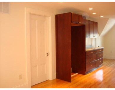 14 Highland St unit 3, Woburn, MA 01801 - photo 6