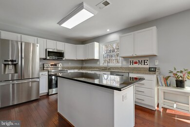 1518 Mckinan Ct, Severn, MD 21144 - photo 6