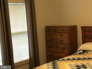 406 Deborah Ct, Chambersburg, PA 17201 - photo 6