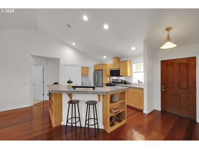 1025 Swenson Ln, Eugene, OR 97404 - photo 6