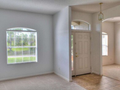 Open Foyer Entry