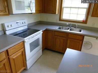 7047 Clark Rd, Atwater, OH 44201 - photo 6