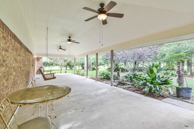 30802 Mckinney Dr, Tomball, TX 77375 - photo 4