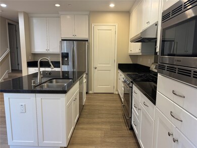 77 Painted Trellis, Irvine, CA 92620 - photo 4