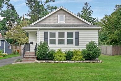 65 Manning St, Red Bank, NJ 07701 - photo 2