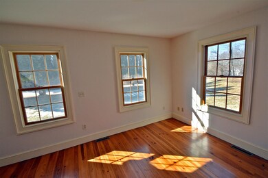 512 Hillcrest Ln, Brooklyn, WI 53521 - photo 6