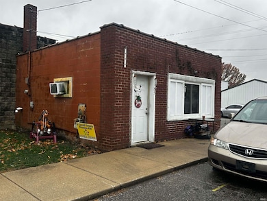 105 W 8th St, Burlington, IN 46915 - photo 3